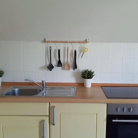 Eifelstern-Schoene Ferienwohnung Mit Balkon Kalenborn-Scheuern Exterior foto