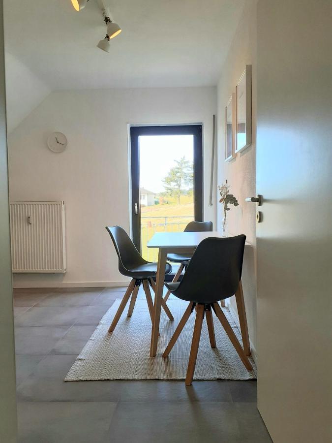 Eifelstern-Schoene Ferienwohnung Mit Balkon Kalenborn-Scheuern Exterior foto